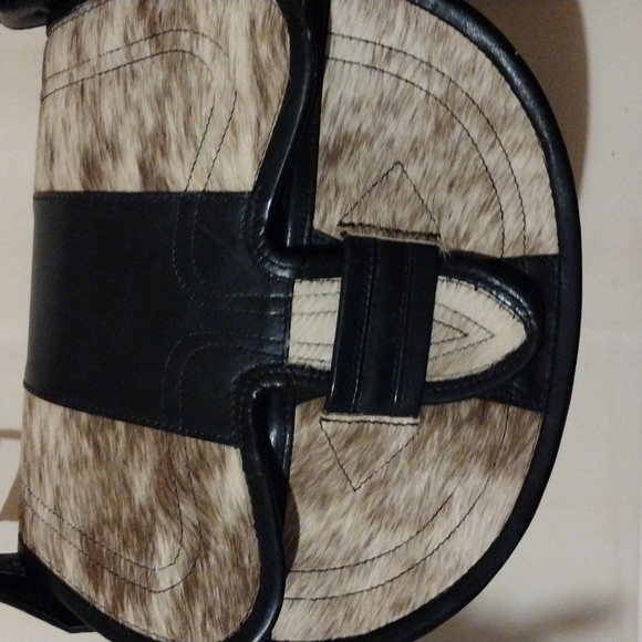 Authentic handmade leather n Pony made in COLUMBIA - Picture 2 of 4